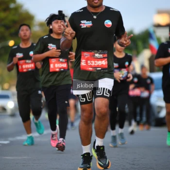 Runner Photo 3715950