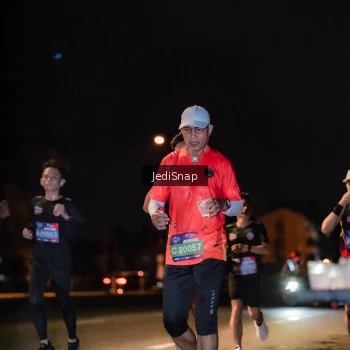 Runner Photo 3715951