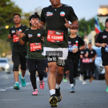 Runner Photo 3715958