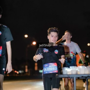 Runner Photo 3715984
