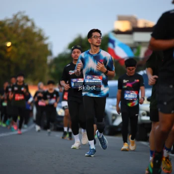 Runner Photo 3715992