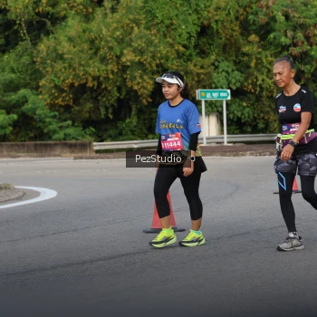 Runner Photo 3715996