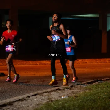 Runner Photo 3715999