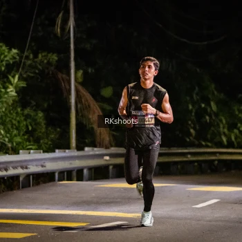 Runner Photo 3716002