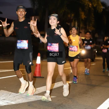 Runner Photo 3716005