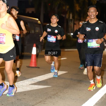 Runner Photo 3716016