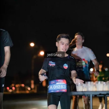 Runner Photo 3716019