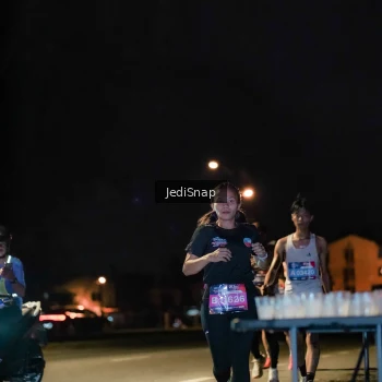 Runner Photo 3716063