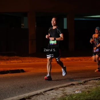 Runner Photo 3716066
