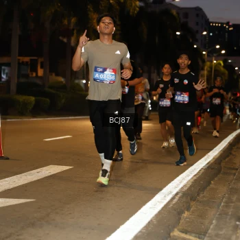 Runner Photo 3716085