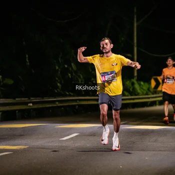 Runner Photo 3716110