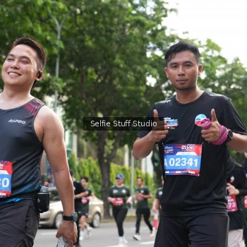 Runner Photo 3716129