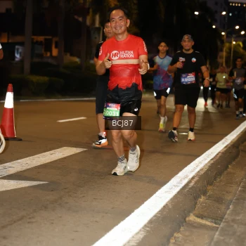 Runner Photo 3716134