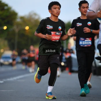 Runner Photo 3716140