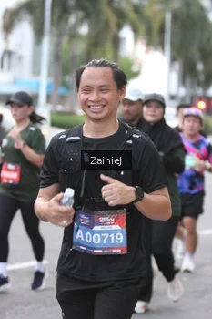 Runner Photo 3716147