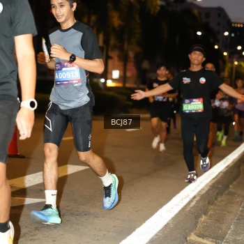Runner Photo 3716178