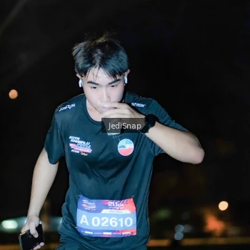 Runner Photo 3716184