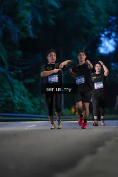 Runner Photo 3716186