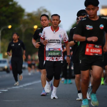 Runner Photo 3716199