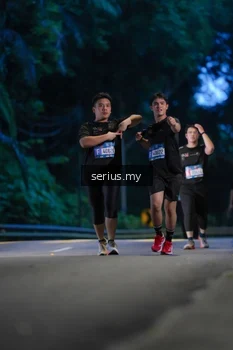 Runner Photo 3716200