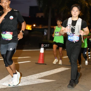 Runner Photo 3716206