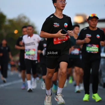 Runner Photo 3716220
