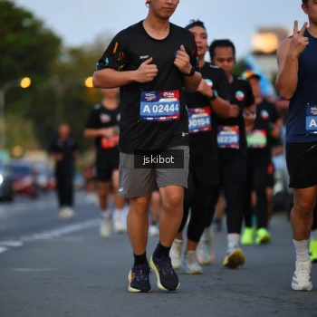 Runner Photo 3716222