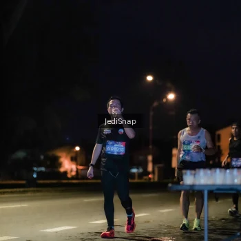Runner Photo 3716230