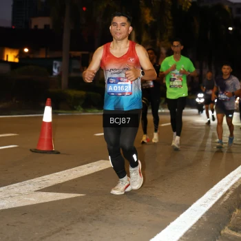 Runner Photo 3716254