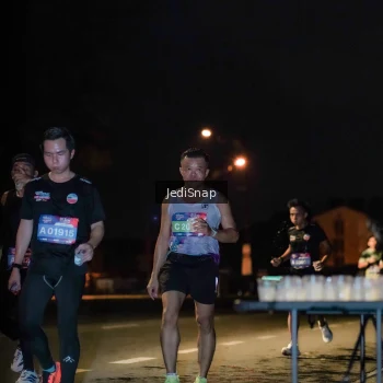 Runner Photo 3716273