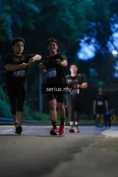 Runner Photo 3716276