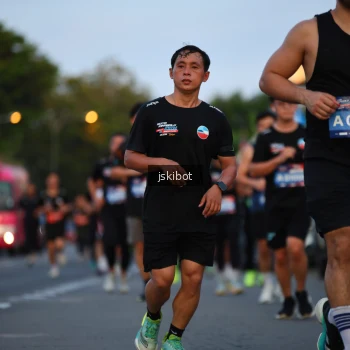 Runner Photo 3716282