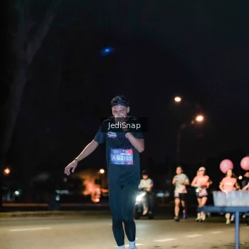 Runner Photo 3716367