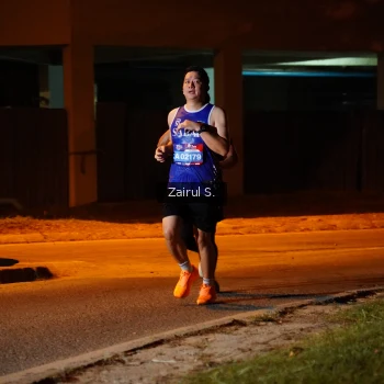 Runner Photo 3716372
