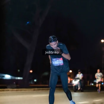 Runner Photo 3716393