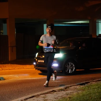 Runner Photo 3716395