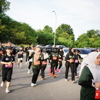 Runner Photo 3716402