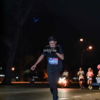 Runner Photo 3716405