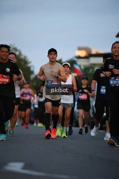 Runner Photo 3716434