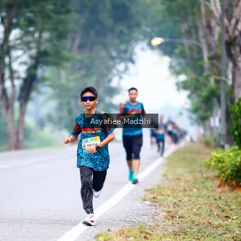 Runner Photo 3716447