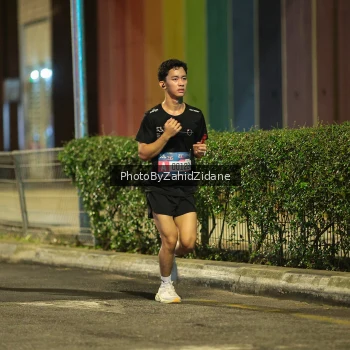 Runner Photo 3716467