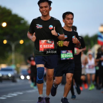 Runner Photo 3716468