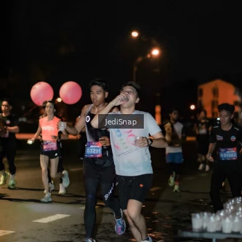 Runner Photo 3716479
