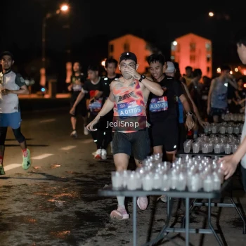 Runner Photo 3716515