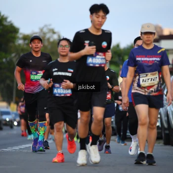 Runner Photo 3716516