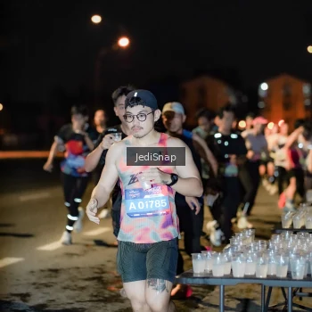 Runner Photo 3716535