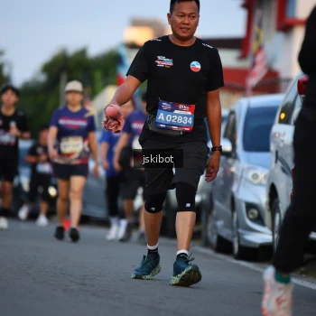 Runner Photo 3716579