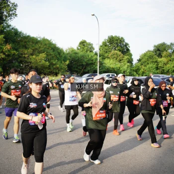 Runner Photo 3716580