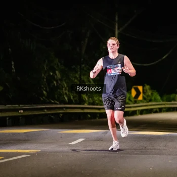 Runner Photo 3716585