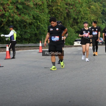 Runner Photo 3716621